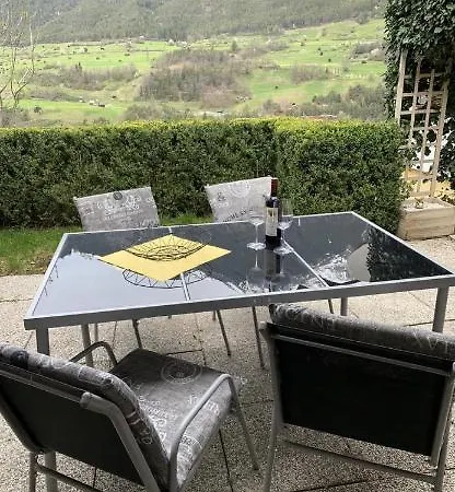 Tirol Apartman *